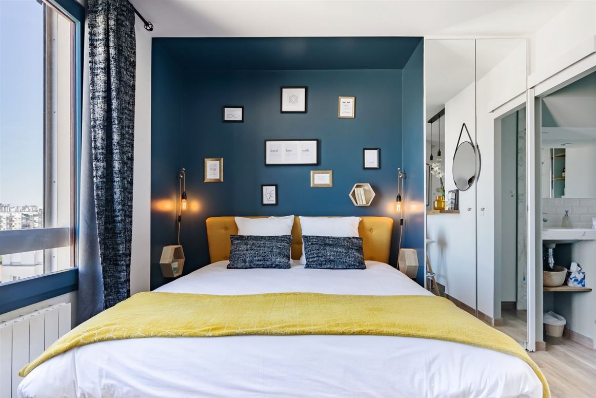 Studio in the Sky,Courbevoie, Île-de-France, France