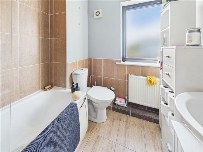 21B Corrán Riada, Monksland, Athlone, Co. Westmeath