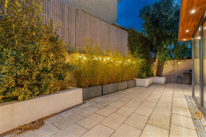 Photo 21 of 29 — 12 Airpark Rise, Rathfarnham, Dublin 16
