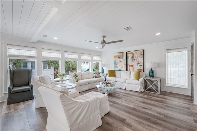 Ivory & Seafoam,Santa Rosa Beach,Florida,USA
