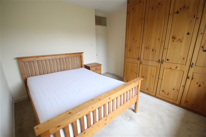 3 Castlehill, Fernhill Road, Carrigaline, Cork