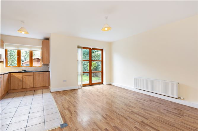 53 Belarmine Heath, Stepaside, Dublin 18