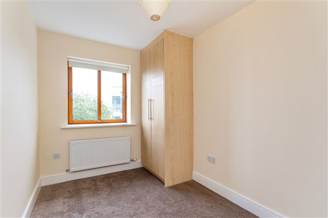 53 Belarmine Heath, Stepaside, Dublin 18