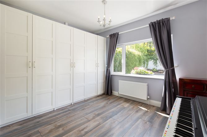 14 Cornelscourt Hill Road, Foxrock, Dublin 18