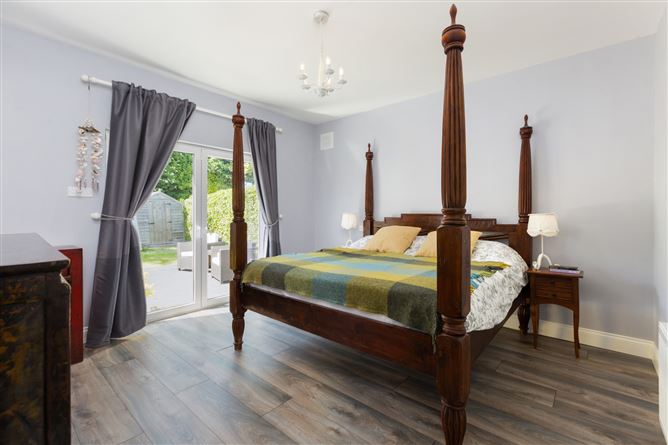 14 Cornelscourt Hill Road, Foxrock, Dublin 18