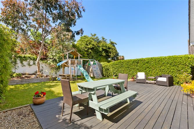 14 Cornelscourt Hill Road, Foxrock, Dublin 18