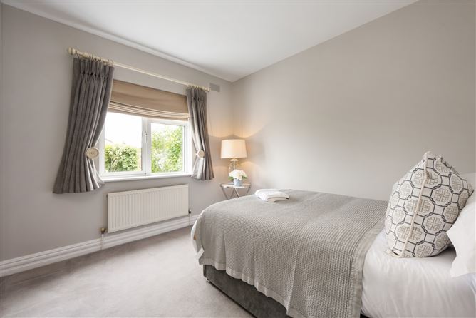 2 Prospect Heath, Rathfarnham, Dublin 16