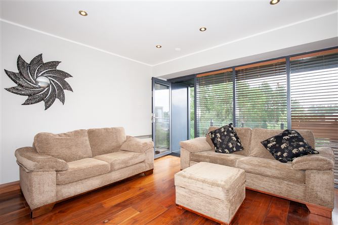   Apartment 68, Longmeadows Apartments Dublin 8,, Islandbridge, Dublin 8