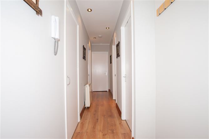   Apartment 68, Longmeadows Apartments Dublin 8,, Islandbridge, Dublin 8