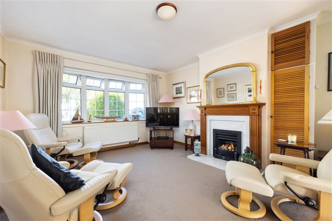 15 Corbawn Grove, Shankill, Dublin 18