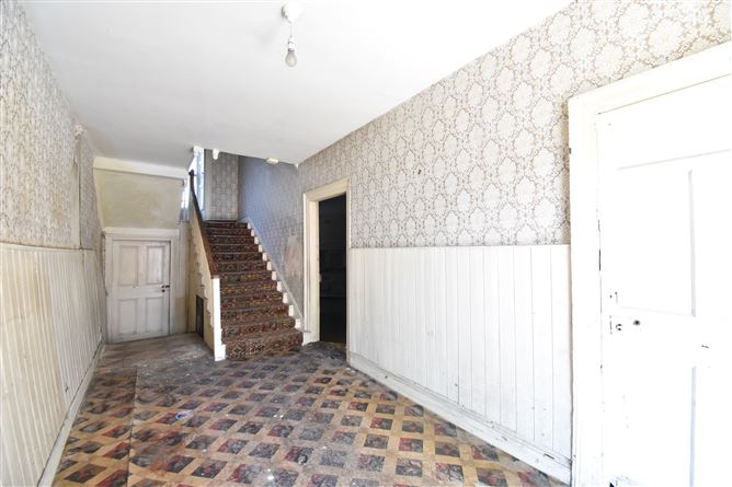 14 Market Square, Enniscorthy, Wexford