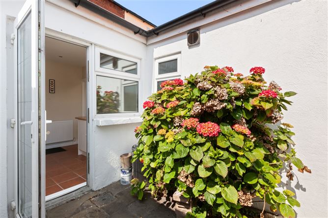 18 Great Western Villas, Phibsboro, Dublin 7