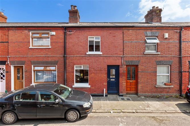 18 Great Western Villas, Phibsboro, Dublin 7
