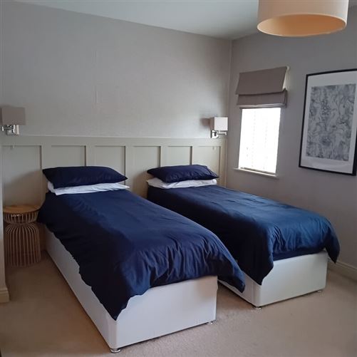 Twin Bedroom with Private Bathroom, Swords, Co. Dublin