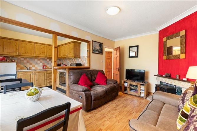 Apartment 4, RIVERSDALE HOUSE, Glasnevin Court, Glasnevin, Dublin 11