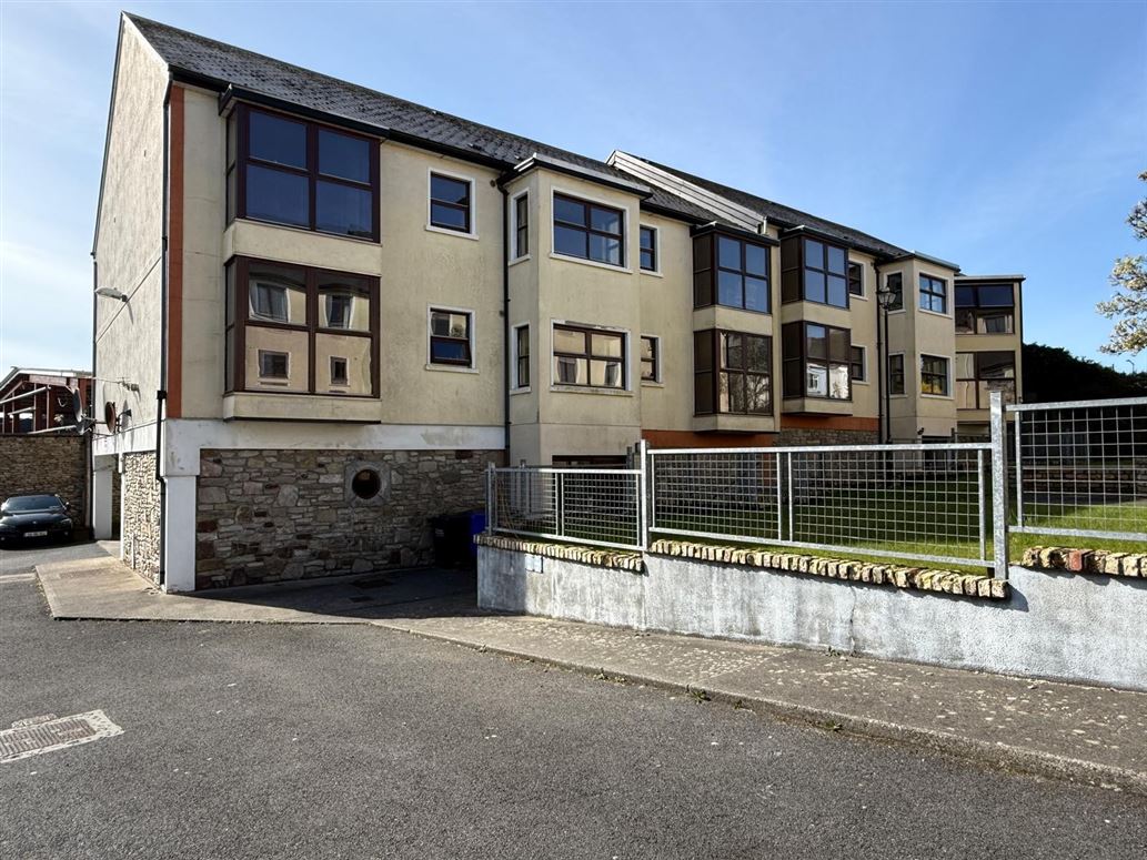 15 Cherryblossom, Ballaghaderreen, Roscommon