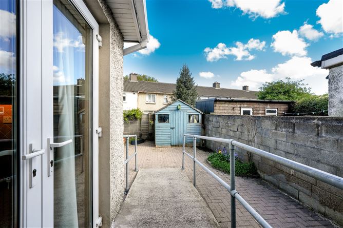 17 Deanstown Park, Finglas, Dublin 11