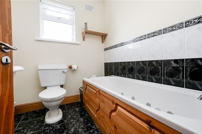 17 Deanstown Park, Finglas, Dublin 11