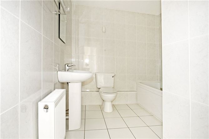 66 Cluainin, Shannon, Co. Clare