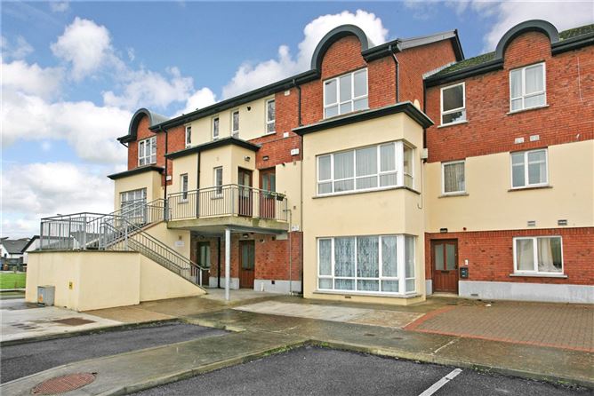 66 Cluainin, Shannon, Co. Clare