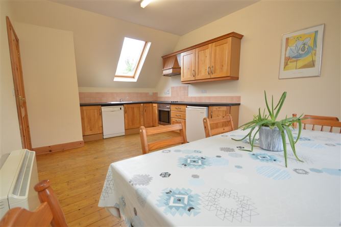 1 Taobh Na Chnoic, Barrack Hill, Ballycotton, Cork