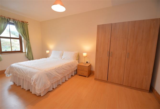 1 Taobh Na Chnoic, Barrack Hill, Ballycotton, Cork