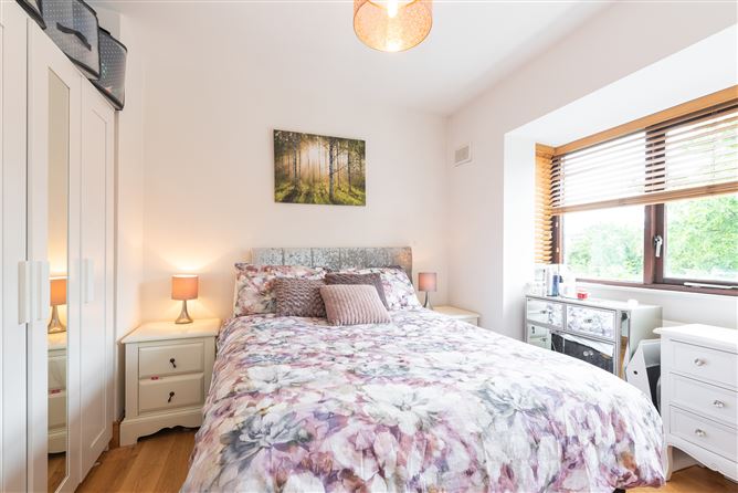 36 Glenbourne Road, Leopardstown, Dublin 18