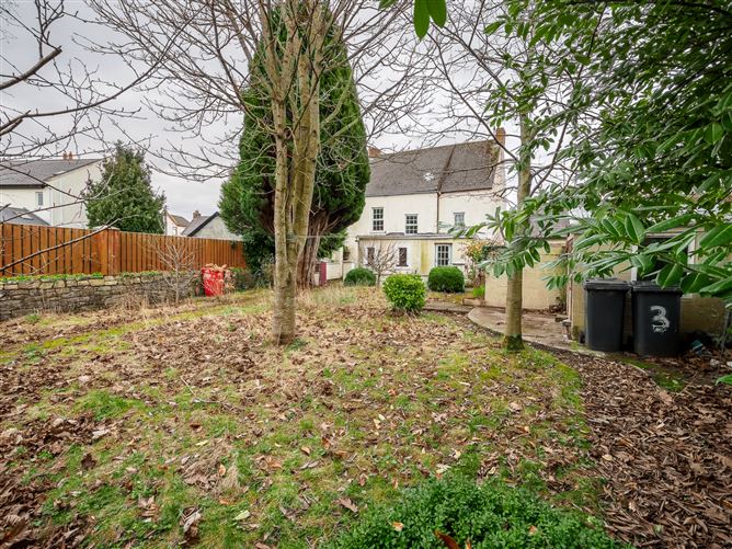 26 Mill Street,Carrick On Suir,Co. Tipperary,E32 WP57