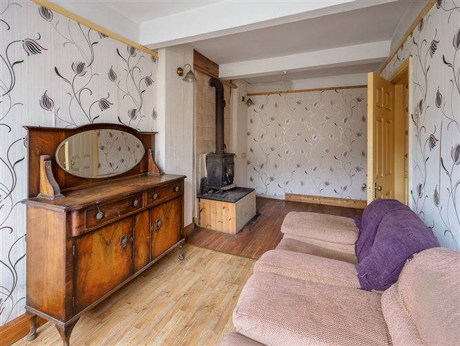 26 Mill Street,Carrick On Suir,Co. Tipperary,E32 WP57