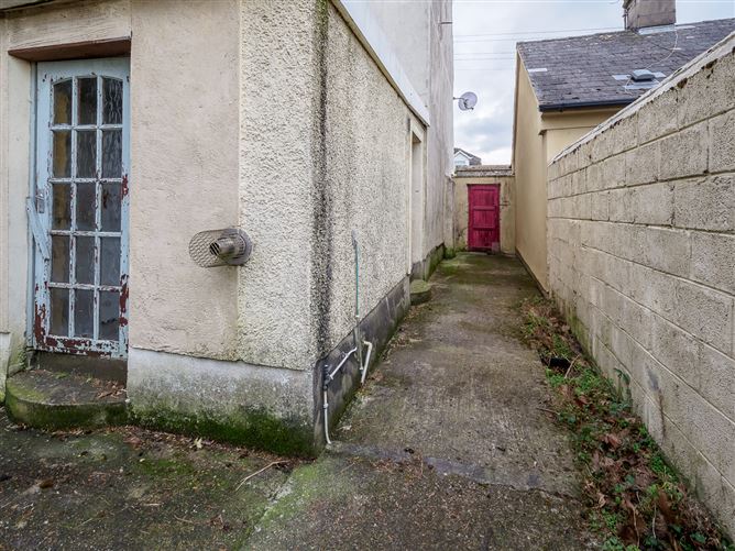 26 Mill Street,Carrick On Suir,Co. Tipperary,E32 WP57
