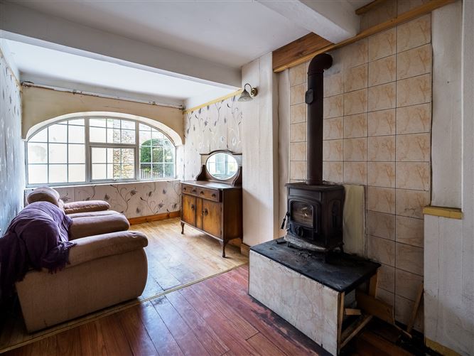 26 Mill Street,Carrick On Suir,Co. Tipperary,E32 WP57
