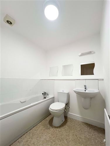 Apartment 6, Mayeston Crescent, Saint Margaret's Road, Finglas, Dublin 11