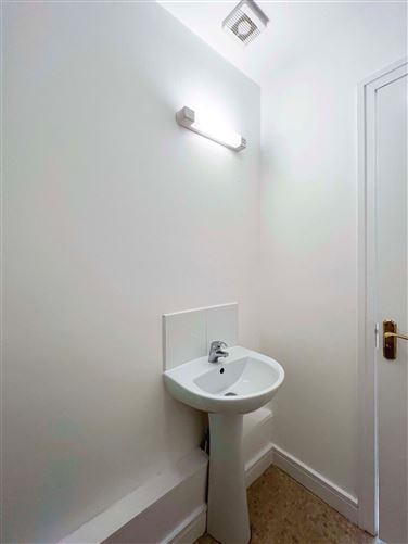 Apartment 6, Mayeston Crescent, Saint Margaret's Road, Finglas, Dublin 11