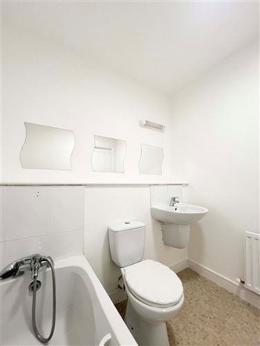 Apartment 6, Mayeston Crescent, Saint Margaret's Road, Finglas, Dublin 11