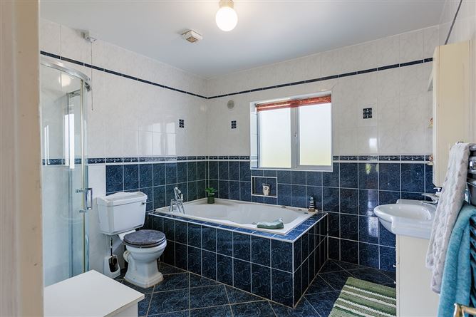 D'Loughtane, Youghal, Clashmore, Waterford