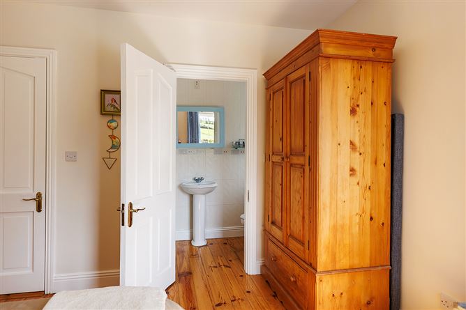 D'Loughtane, Youghal, Clashmore, Waterford