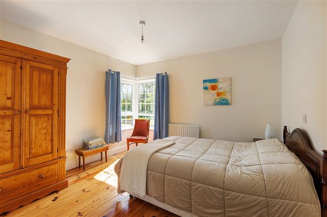 D'Loughtane, Youghal, Clashmore, Waterford