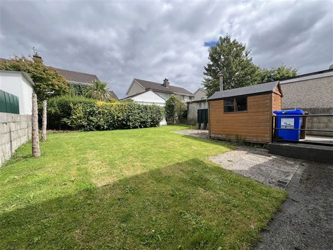 14 Prior Park Green, Clonmel, County Tipperary