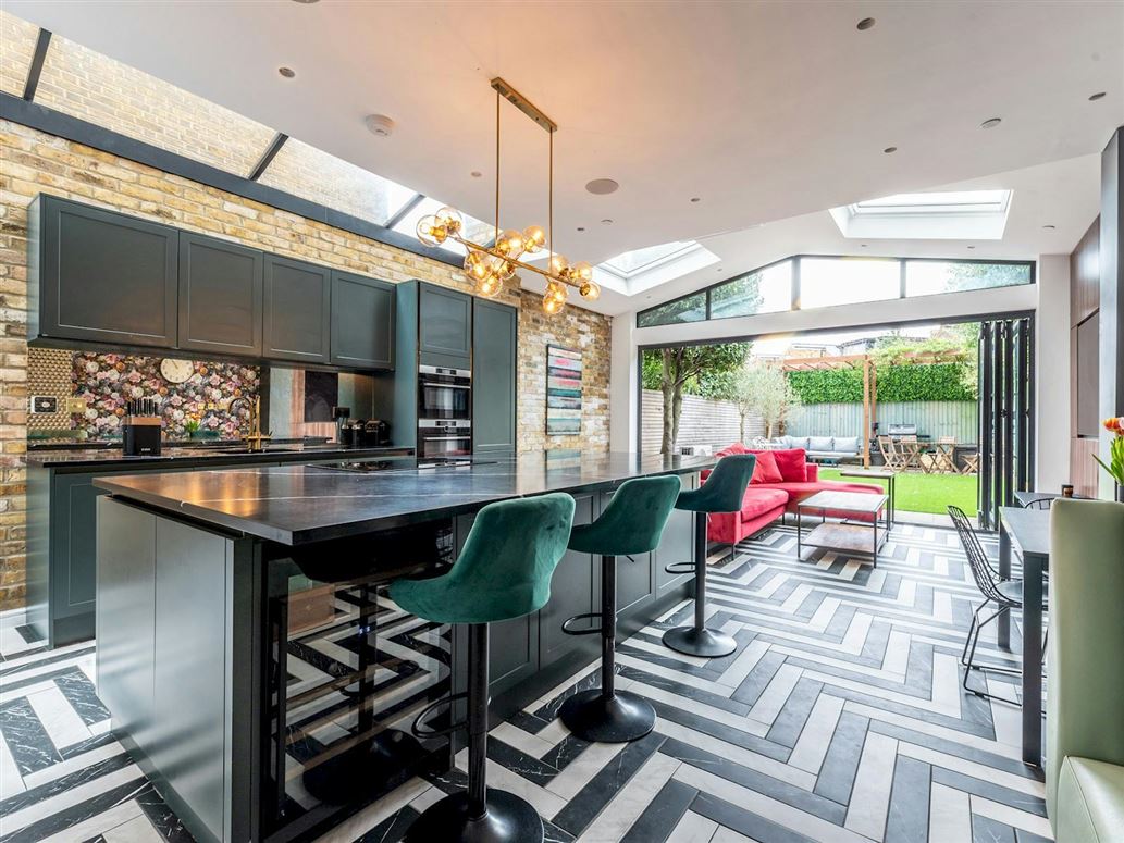 The Kingston Crew,Kingston upon Thames,Greater London,United Kingdom