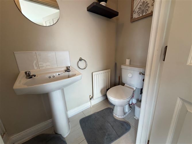 Photo 16 of 18 — 24 Willow Bank, Cluain Ard, Cobh, Co. Cork, Cobh, Cork