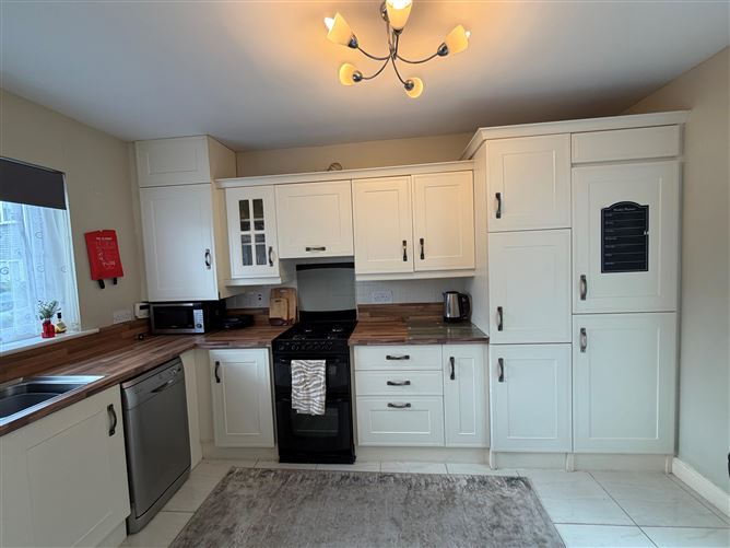 24 Willow Bank, Cluain Ard, Cobh, Co. Cork, Cobh, Cork