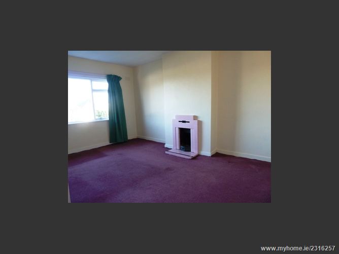 2 Lakelands Drive, Stillorgan, Co. Dublin