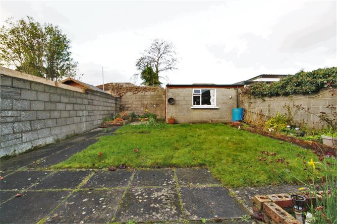 16 Cherryfield Court, Hartstown, Dublin 15