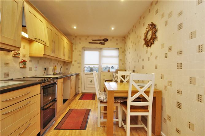 16 Cherryfield Court, Hartstown, Dublin 15