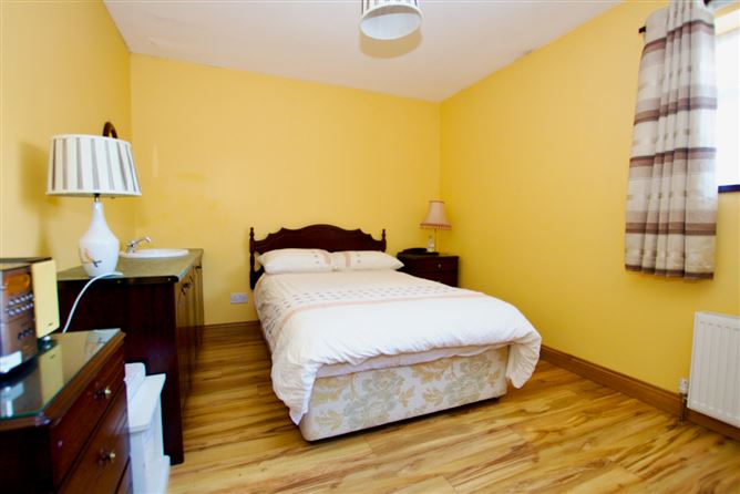 Antonville, Ballymahon Road, Athlone, Co. Westmeath