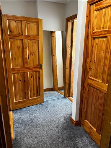 2 Slaneyside Court , Baltinglass, Wicklow