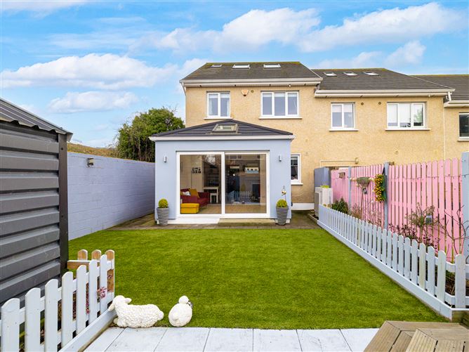 7 Dodderbrook Grove, Ballycullen, Dublin 24