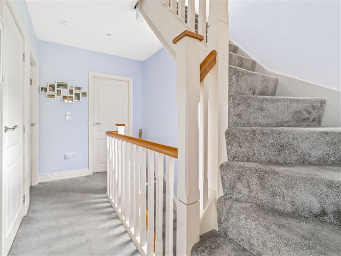 7 Dodderbrook Grove, Ballycullen, Dublin 24