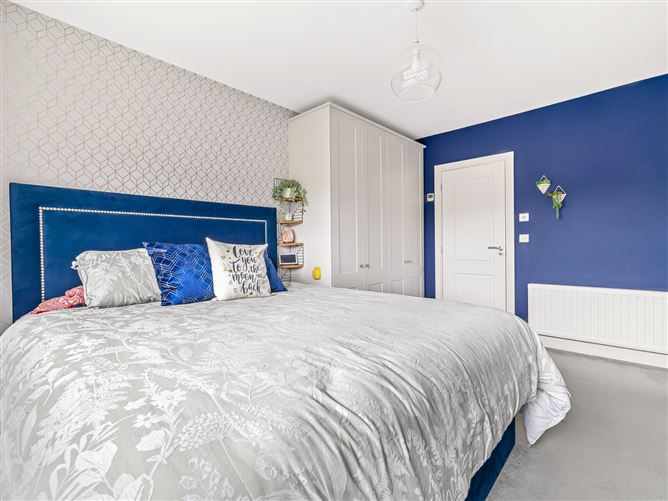 7 Dodderbrook Grove, Ballycullen, Dublin 24