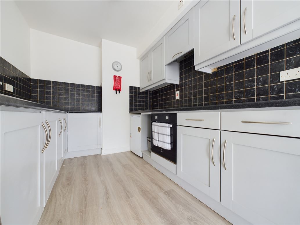 Apt 3. Grattan Quay Apartments, Grattan Quay, Waterford